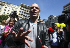 #MinisterofAwesome: Το email για τον Βαρουφάκη - τον πιο cool, χαρισματικό και ιδιοφυή ΥΠΟΙΚ που έχει υπάρξει ποτέ