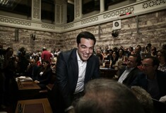 ΕL Pais: «Πώς ο Τσίπρας κατάφερε να φτάσει στην απόλυτη αποτυχία»