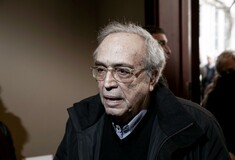 Αυλαία στις πανελλαδικές με Οικονομική Θεωρία