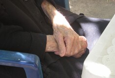 Οργάνωσε τη ληστεία της γιαγιάς του για 25 ευρώ