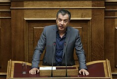 Θεοδωράκης σε Τσίπρα: Ως πότε θα ανέχεστε την κ. Κωνσταντοπούλου;