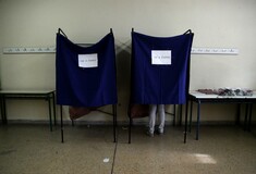 Κάτω από τις δέκα μονάδες η διαφορά του ΣΥΡΙΖΑ από τη ΝΔ