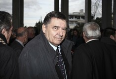 Καρατζαφέρης:"Θα κρεμαστώ στο Σύνταγμα αν αποδειχθεί πως πήρα μίζα"