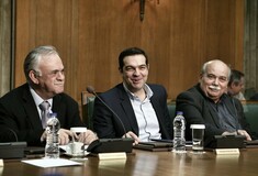 Τσίπρας: Εξεταστική για τα Μνημόνια, σκληρή δουλειά και λιγότερα συνθήματα