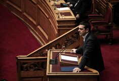 Tσίπρας: Yπήρχαν σχέδια για ανατροπή της κυβέρνησης από δυνάμεις της Ευρώπης και τον Σαμαρά