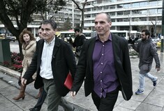 Στον Τσακαλώτο ο συντονισμός της νέας ομάδας διαπραγμάτευσης