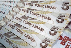 Τριγμοί στην τουρκική οικονομία λόγω Ερντογάν