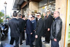 Πόσοι αστυνομικοί τελικά φυλάνε πολιτικούς και επώνυμους;