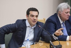 Τσίπρας: Δεν εξετάζουμε άλλο νόμισμα