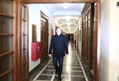 Βαρουφάκης: Οι διαρροές από τις διαπραγματεύσεις υπονομεύουν την εμπιστοσύνη
