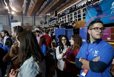 Παρατράγουδα στις εκλογές της ΟΝΝΕΔ- Τεχνικά προβλήματα κι έντονη δυσαρέσκεια Μητσοτάκη