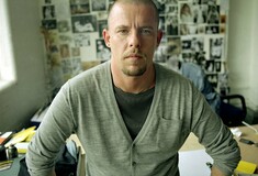 Ετοιμάζεται ταινία για τη ζωή του Alexander McQueen