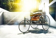 The Mercedes-Benz “Circle of Art” Exhibition