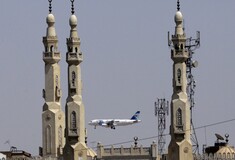 Aίγυπτος: Σε ένα μήνα η προκαταρκτική έκθεση για το αεροσκάφος της EgyptAir