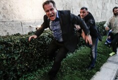 «Γιατί δεν έχουν συλληφθεί οι δράστες της επίθεσης στον Γ. Κουμουτσάκο;»