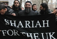 Ο διαβόητος ισλαμιστής ιεροκήρυκας μίσους Τσάουνταρι κρίθηκε ένοχος για υποστήριξη στο Ισλαμικό Κράτος