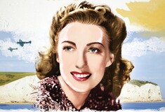 Το άλμπουμ της 100χρονης Vera Lynn πούλησε περισσότερο από κάθε τωρινή ποπ σταρ στη Βρετανία