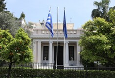 Κλιμακούμενη η παρέμβαση της κυβέρνησης, ανάλογα με τις εξελίξεις, στη υπόθεση των δύο στρατιωτικών