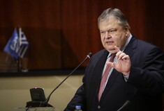 Βενιζέλος κατά Τσίπρα και Γεννηματά για τη συνταγματική αναθεώρηση