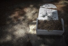 Άγνωστοι βανδάλισαν το εβραϊκό τμήμα του Γ' Νεκροταφείου της Νίκαιας