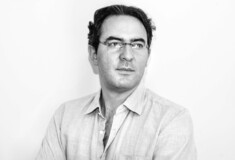 «Η μορφή των λειψάνων»: O Χουάν Γκαμπριέλ Βάσκες επιστρέφει με το πιο φιλόδοξο από τα έργα του