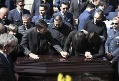 Με τιμές ήρωα κηδεύτηκε ο σμηναγός Γιώργος Μπαλταδώρος - Θρήνος στο τελευταίο αντίο (ΦΩΤΟΓΡΑΦΙΕΣ)