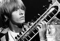 Ο Brian Jones των Rolling Stones πέθανε σαν σήμερα «από κέφι στην πολυτελή πισίνα του σπιτιού του»