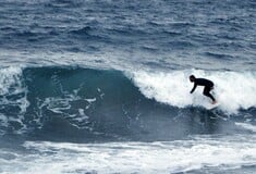 Oι surfers της Τήνου