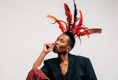 Elena, το ξέρεις ότι μοιάζεις πολύ με την Grace Jones;