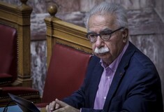 Γαβρόγλου: Φασίστες της ΧΑ προσπαθούν να επηρεάσουν μαθητές στα σχολεία