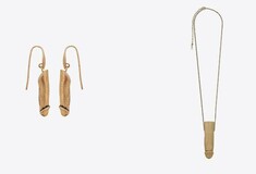 Ο οίκος Yves Saint Laurent κυκλοφόρησε σκουλαρίκια σε σχήμα φαλλού και ασορτί κολιέ