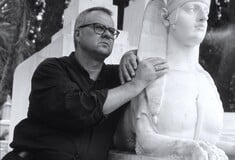 Ο Γιώργος Χρονάς αφηγείται τη ζωή του στη LifO