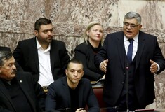 Στο Κορωπί δίνουν στη Χρυσή Αυγή το Δημαρχείο για προεκλογική φιέστα