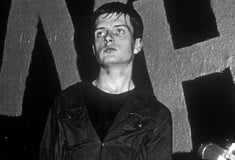 Μια σπάνια συνέντευξη του Ian Curtis, από τις λίγες που έδωσε στη σύντομη διάρκεια της ζωής του