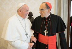 Ο Πάπας δεν έκανε δεκτή την παραίτηση καταδικασμένου καρδινάλιου που αποσιώπησε σεξουαλικά εγκλήματα