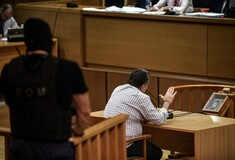 Δίκη Χρυσής Αυγής: Απολογείται ο Ρουπακιάς, ο δολοφόνος του Παύλου Φύσσα - Το αδιαχώρητο στο Εφετείο