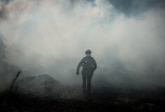 Φωτιά στην Εύβοια: Επιχειρούν ξανά τα εναέρια μέσα - Τι συμβαίνει στα μέτωπα της πυρκαγιάς