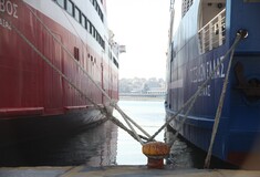 Δεμένα τα πλοία - Αποφάσισαν απεργία την Τετάρτη 3 Ιουλίου