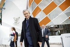 Ο Bernard Arnault του ομίλου LVMH ορίζει τι σημαίνει πολυτέλεια σήμερα