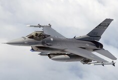 Μαχητικό F-16 κατέπεσε στη Γερμανία