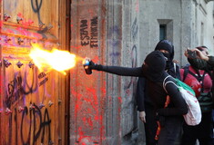 «Ούτε ένας φόνος ακόμη»: Δεκάδες γυναίκες διαμαρτύρονται για τις γυναικοκτονίες στο Μεξικό