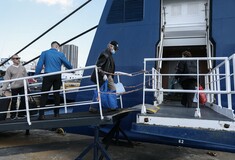 Κορωνοϊός: Τι ορίζει η ΚΥΑ για τον περιορισμό μετακίνησης επιβατών με πλοία εντός Ελλάδας