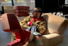 Μέσα στο σπίτι του Marc Jacobs: Γιατί ο σχεδιαστής πουλά «τα πάντα» από πίνακες μέχρι πανάκριβα έπιπλα