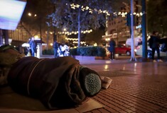 Κακοκαιρία Ζηνοβία: Ανοίγουν οι θερμαινόμενοι χώροι στην Αθήνα - Επιτόπιες παρεμβάσεις για άστεγους