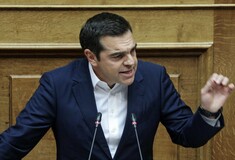 Επιμένει ο Τσίπρας: Παράνομη η εξαίρεση Πολάκη-Τζανακόπουλου από την προανακριτική