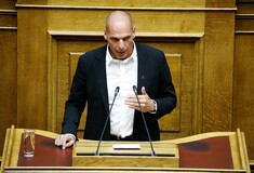 Βαρουφάκης: Προτείνουμε τη Μάγδα Φύσσα για Πρόεδρο της Δημοκρατίας