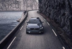 Αποκάλυψη για τα ανανεωμένα Volvo S90 και V90
