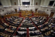 Βουλή: Υπερψηφίστηκε η τροπολογία για τις ΜΚΟ - Σύσταση μητρώου μελών και εργαζομένων