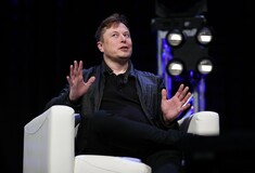 Ένα tweet του Έλον Μασκ στοίχισε στην Tesla 14 δισεκατομμύρια δολάρια