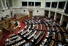 Υπερψηφίστηκε το νομοσχέδιο για τις διαδηλώσεις με 187 «ναι»